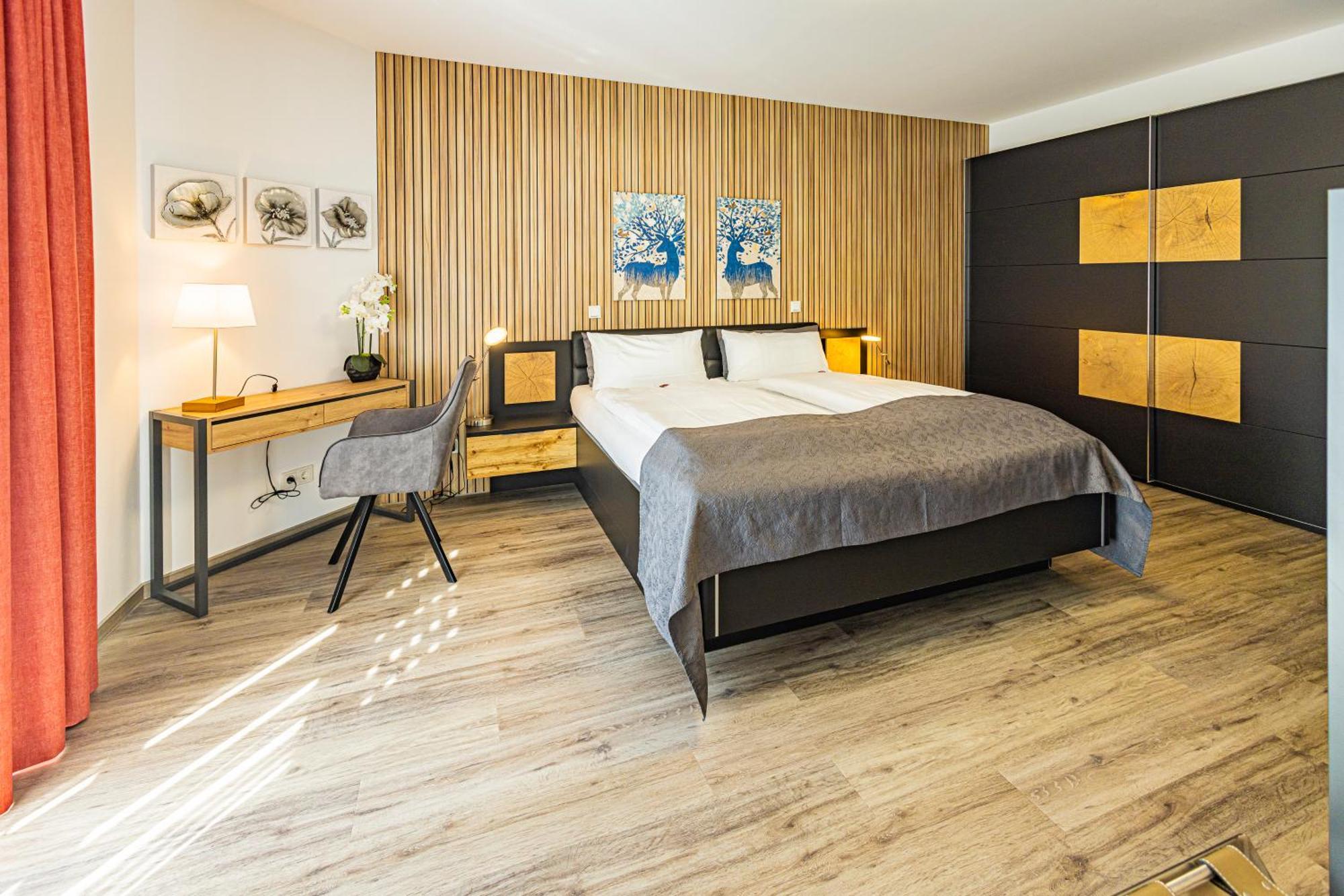 Business Vital Hotel Am Rennsteig Suhl Buitenkant foto