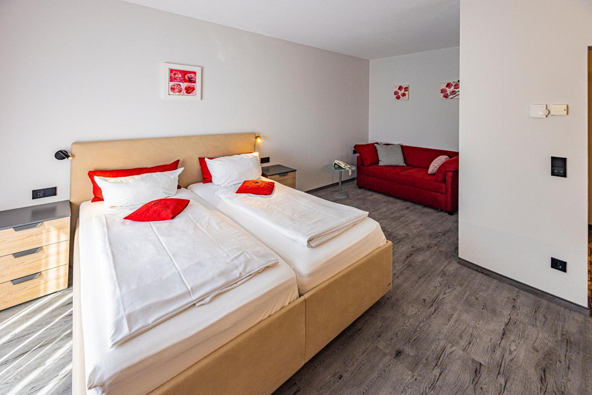 Business Vital Hotel Am Rennsteig Suhl Buitenkant foto
