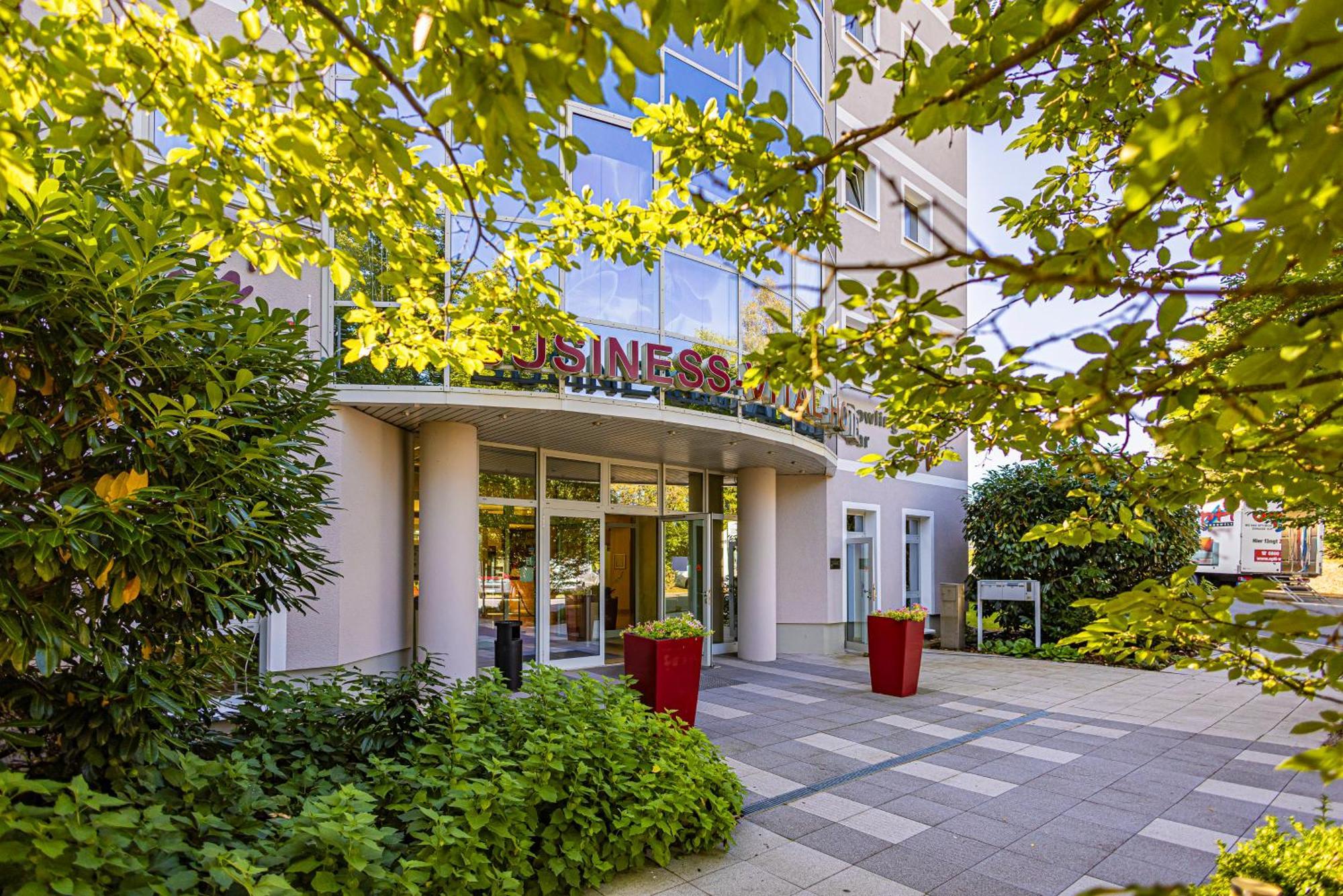 Business Vital Hotel Am Rennsteig Suhl Buitenkant foto