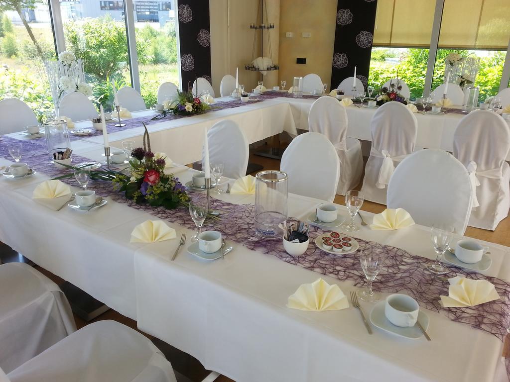 Business Vital Hotel Am Rennsteig Suhl Buitenkant foto