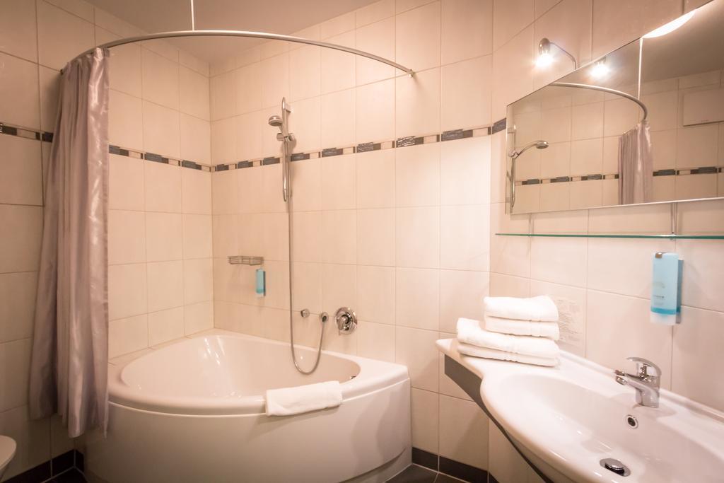 Business Vital Hotel Am Rennsteig Suhl Kamer foto